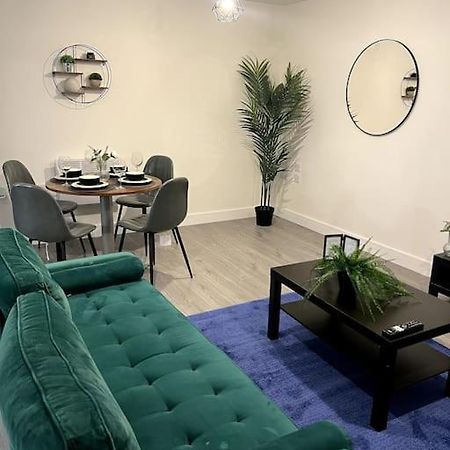 Spacious One Bedroom Apartment هيميل هيمبستيد المظهر الخارجي الصورة